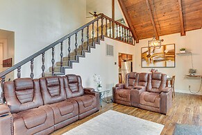 Private Cabin w/ Forest Views & Grill in Lakehead!