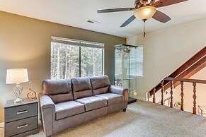 Private Cabin w/ Forest Views & Grill in Lakehead!