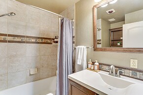 Private Cabin w/ Forest Views & Grill in Lakehead!