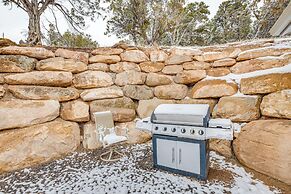 4 Mi to Black Canyon: Mtn-view Apt in Montrose!