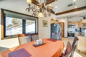 4 Mi to Black Canyon: Mtn-view Apt in Montrose!