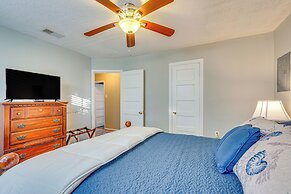 Cozy Home Near Bay Access in Panama City!