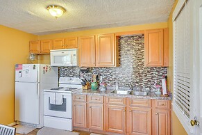 Cozy Home Near Bay Access in Panama City!