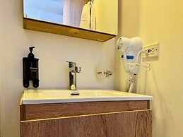 w Radiant 1BR in Santa Barbara