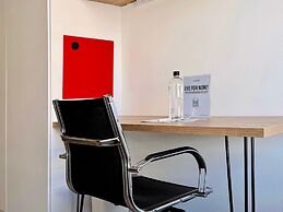 w Radiant 1BR in Santa Barbara