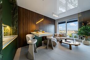 Quorum Apartments