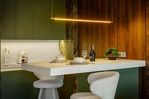 Quorum Apartments