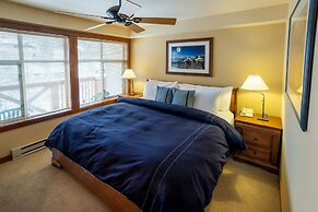 3413 - One Bedroom + Den Standard Powderhorn Lodge 1 Condo
