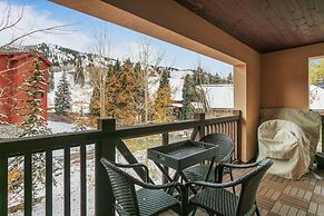 1311A - Two Bedroom Deluxe Eagle Springs West 2 Condo