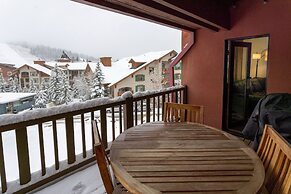 7301- Three Bedroom Deluxe Crossings Townhomes 3 Townhouse