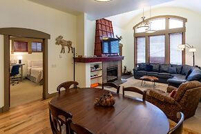 7301- Three Bedroom Deluxe Crossings Townhomes 3 Townhouse