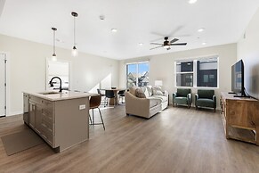 Heart And Sol 2 Bedroom Condo