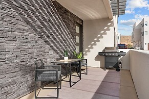 Your Happy House 5 Bedroom Townhouse