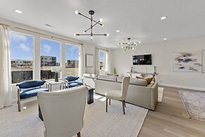 Your Happy House 5 Bedroom Townhouse