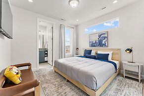 Your Happy House 5 Bedroom Townhouse