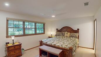 Live Oak Hideaway 4 Bedroom Home