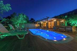 Ceren Villa Akyaka Daily Weekly Rentals