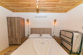 Ceren Villa Akyaka Daily Weekly Rentals