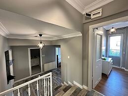 Yeşil Panjurlu Villa Otel