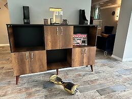 Yeşil Panjurlu Villa Otel