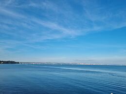 The Horizon Sea View Suite