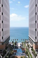 Apec Mandala Wyndham Suite Family