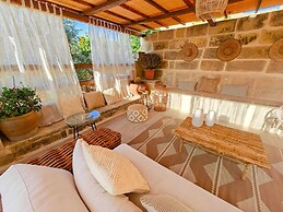 Ta Gilarda Boutique Living