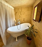 Ta Gilarda Boutique Living