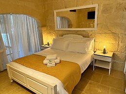 Ta Gilarda Boutique Living