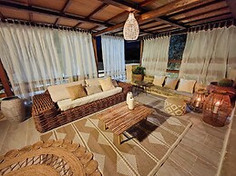 Ta Gilarda Boutique Living