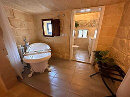 Ta Gilarda Boutique Living