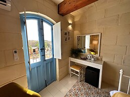 Ta Gilarda Boutique Living