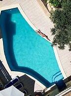 Ta Gilarda Boutique Living