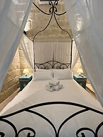 Ta Gilarda Boutique Living