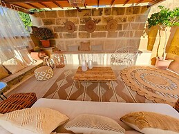 Ta Gilarda Boutique Living