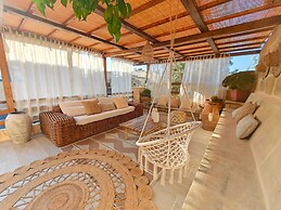 Ta Gilarda Boutique Living