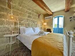 Ta Gilarda Boutique Living