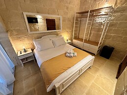 Ta Gilarda Boutique Living