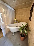 Ta Gilarda Boutique Living