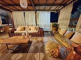 Ta Gilarda Boutique Living