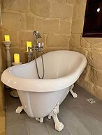 Ta Gilarda Boutique Living