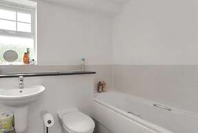 2 Bed-colchester Apartment-freep- Tv-wifi