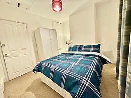 South Croydon - Sleeps 4 - Garden - 85walkingscore