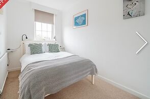 3 Bedroom-house -3mins to Beach- Petsok