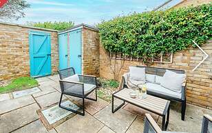 3 Bedroom-house -3mins to Beach- Petsok