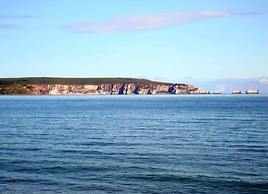 3 Bedroom-house -3mins to Beach- Petsok