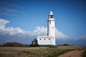 3 Bedroom-house -3mins to Beach- Petsok