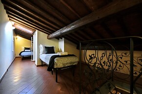 Wine Apartments Florence Barbaresco