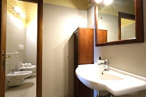 Wine Apartments Florence Barbaresco