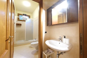 Wine Apartments Florence Barbaresco